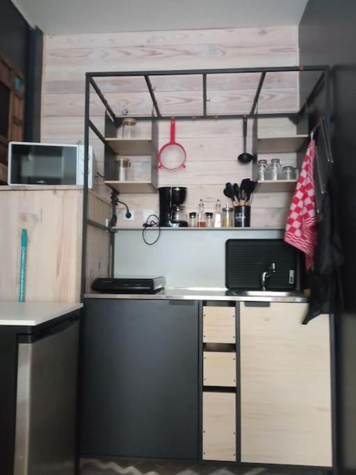 A 2 Pas De Naval Group Au Coeur D Rue Commercante Apartment
